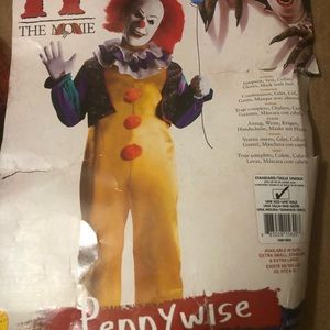 PENNYWISE COSTUME SIZE STANDARD
